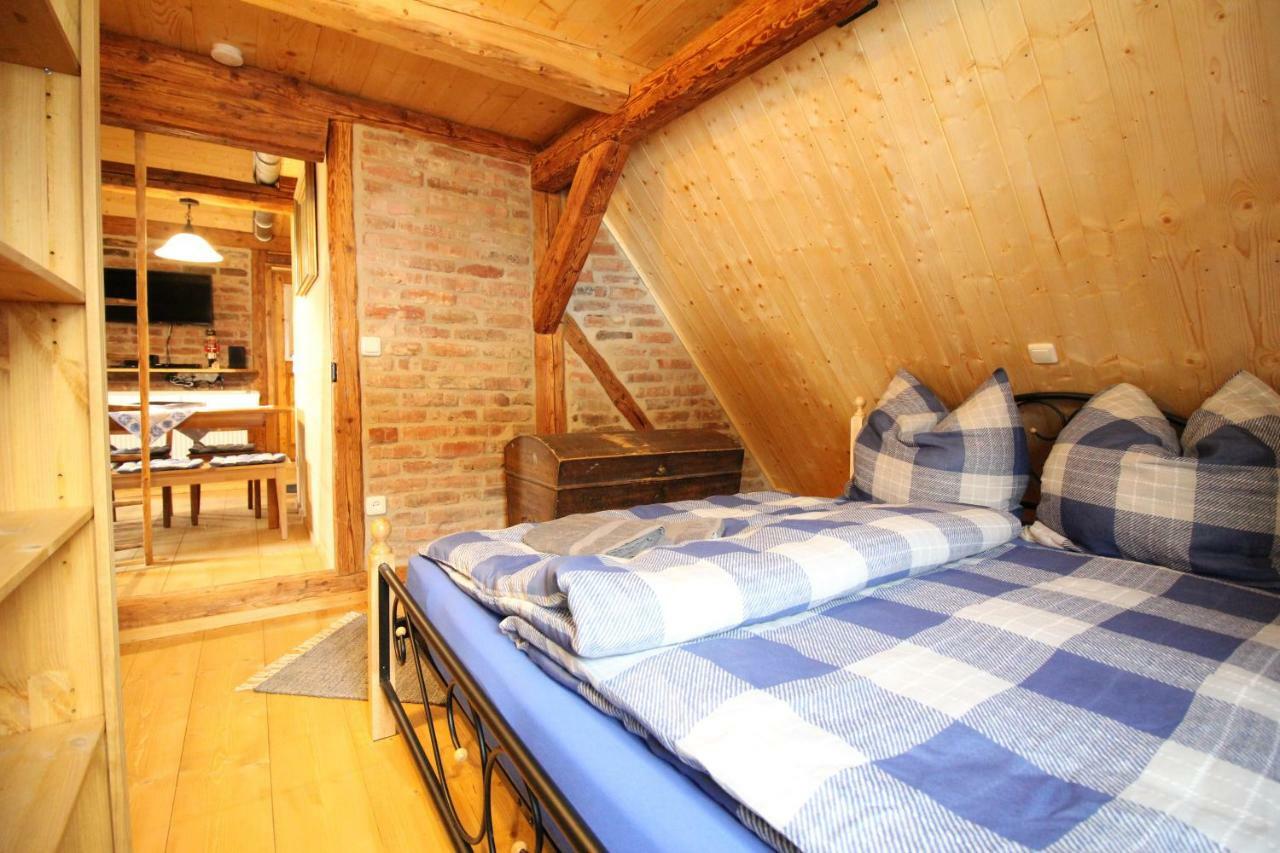 Ferienhaus Anno Dazumal, Wie Zu Opa'S Zeiten Klingenthal Zewnętrze zdjęcie